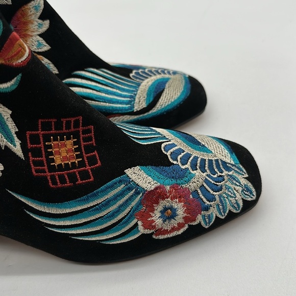 NEW JOHNNY WAS EMBROIDERED Boho Chic Devine Bootie Ankle Boots 40 M $348 - Picture 8 of 13